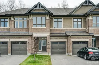 218 LARIMAR Circle, Blossom Park - Airport and Area, ON K1X 0B7