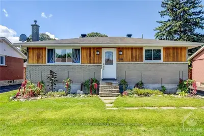 1116 COBDEN Road, Parkway Park - Queensway Terrace S and Area, ON K2C 2Z2