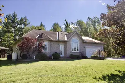 1708 COUNTY RD 2 Road, Alfred and Plantagenet, ON K0B 1C0