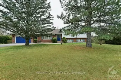 108 Inniskillin Drive, Carp - Huntley Ward, On K0a 1l0