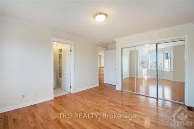 2364 Kendron Lane, Hunt Club - Windsor Park Village And Area, On K1v 0z2