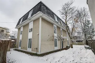 117 Crichton Street 3, New Edinburgh - Lindenlea, On K1m 1v8