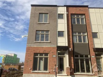 921 MOSES TENNISCO Street, Manor Park - Cardinal Glen and Area, ON K1K 5A8