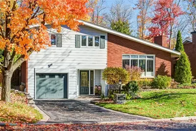 1063 CROMWELL Drive, Billings Bridge - Riverside Park and Area, ON K1V 6K3