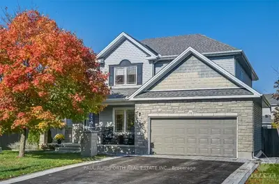 11 Arlberg Lane, Stittsville - Munster - Richmond, On K0a 2z0