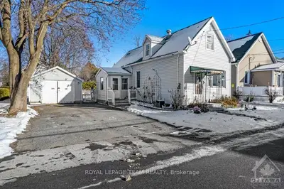 209 Thomas Street, North Grenville, On K0g 1j0