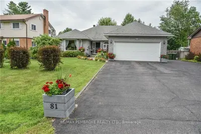 81 SELKIRK Street, Petawawa, ON K8H 1P3