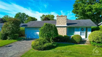 137 Country Lane W, Kanata, On K2l 1j6
