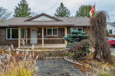1282 Lotus Street, Cyrville - Carson Grove - Pineview, On K1j 8a8