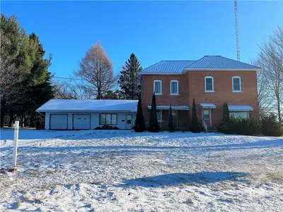 17000 MCLEAN Road, North Stormont, ON K0C 1W0