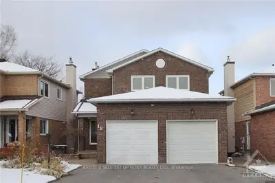 18 Norwich Way, South Of Baseline To Knoxdale, On K2g 5r3