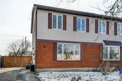 132 Glamorgan Drive, Kanata, On K2l 1r8