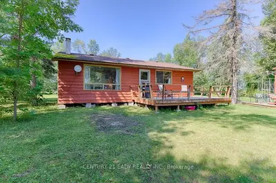 273 BLACK POINT Road, North Algona Wilberforce, ON K0J 1X0