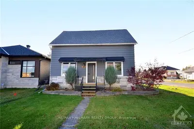 17 Jeanne D'arc Street, Russell, On K0a 1w0