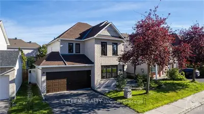 102c Craig Henry Drive, South Of Baseline To Knoxdale, On K2g 6l8