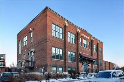 19 MELROSE Avenue 202, West Centre Town, ON K1Y 1T8