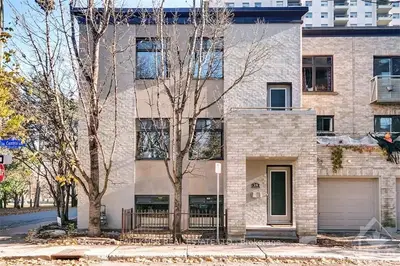 24 THE DRIVEWAY Avenue, Ottawa Centre, ON K2P 1C9