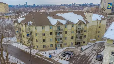1201 OHIO Street 208, Billings Bridge - Riverside Park and Area, ON K1H 0A1