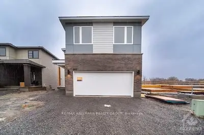 593 ALLEE ENCLAVE Lane, Clarence-Rockland, ON K4K 0M8