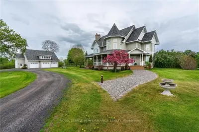 16431 COUNTY 36 Road, South Stormont, ON K0C 1P0