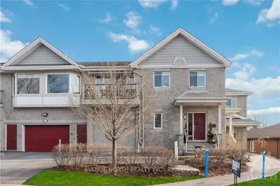 38 ROBSON Court, Kanata, ON K2K 2W1