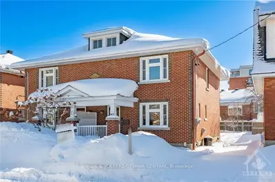 182 HICKORY Street, Dows Lake - Civic Hospital and Area, ON K1Y 3T6