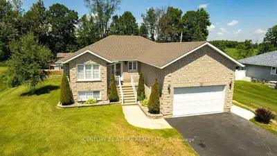 212 Bardis Drive, Laurentian Valley, On K8b 1c1