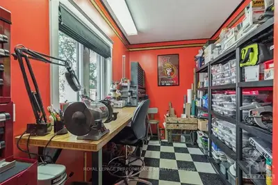 20 Elderwood Trail, Stittsville - Munster - Richmond, On K2s 1c9