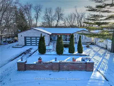 41 Bedford Street, Westport, On K0g 1x0
