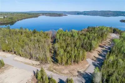 437 MULLOY BAY Drive, Whitewater Region, ON K0J 2L0