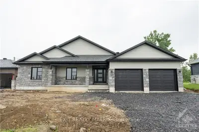 5 Whitetail Avenue, South Stormont, On K0c 1p0