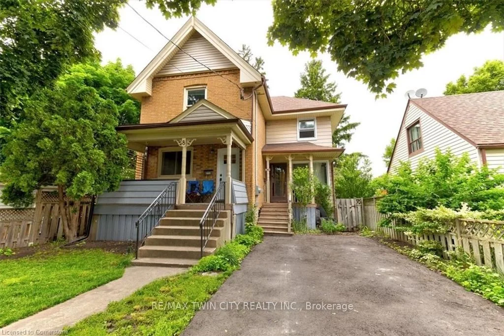 8 Campbell Street, Brantford, On N3r 1x8