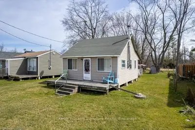 Detached in Haldimand County
