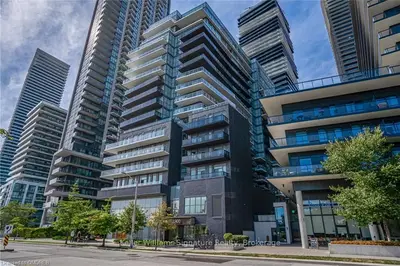 Condo Apartment in Toronto
