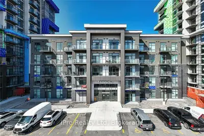 Condo Apartment in Hamilton