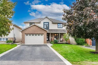 Detached in Haldimand