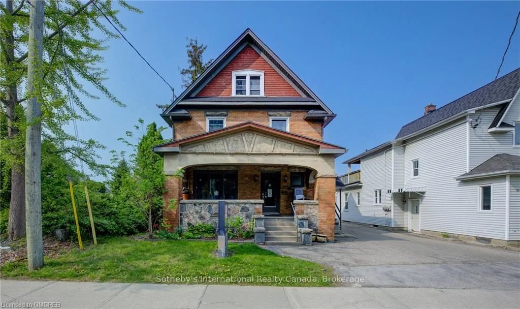Detached in Waterloo