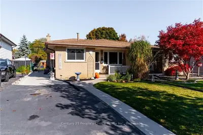 Semi-Detached in Brantford