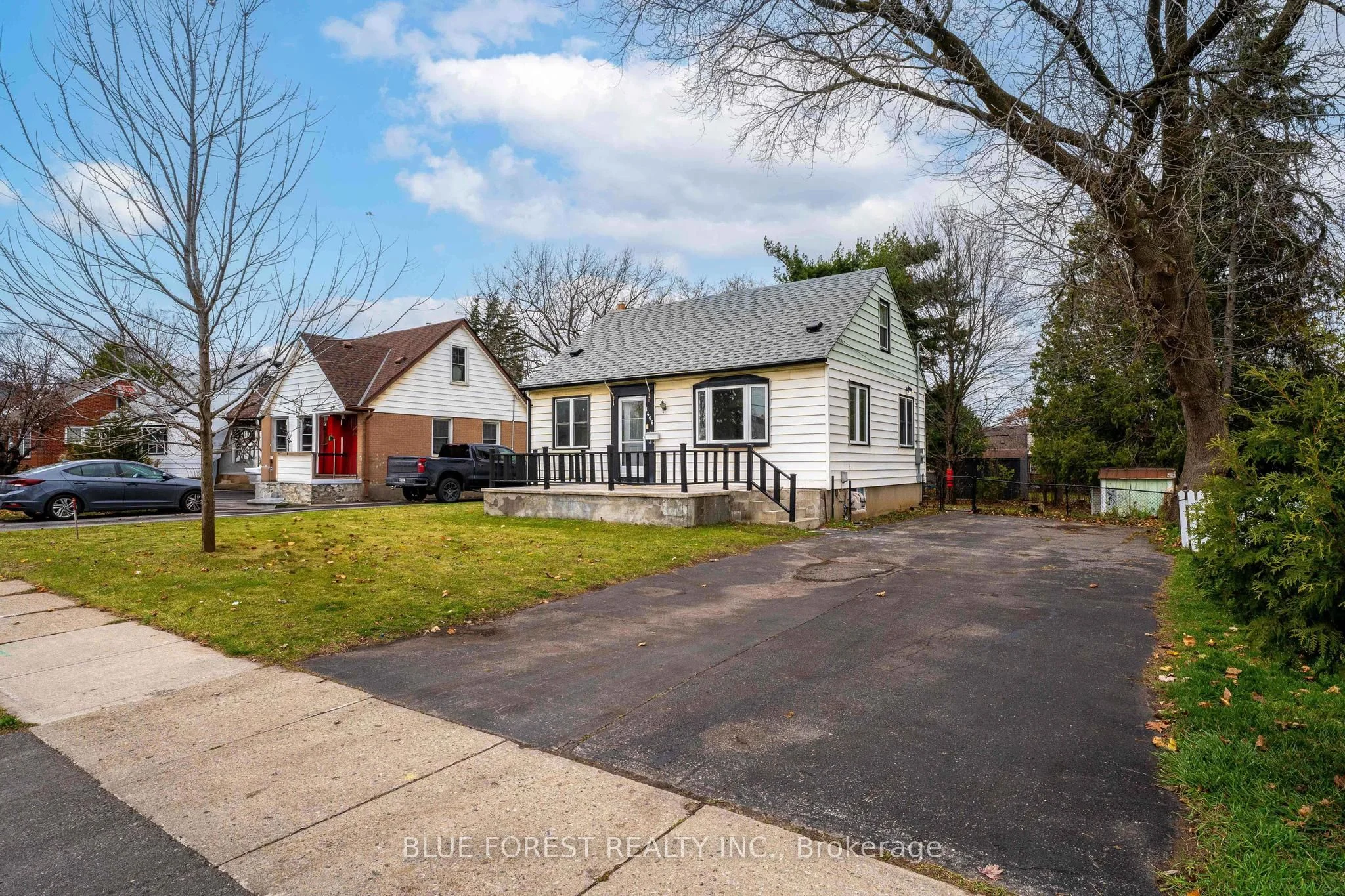 1466 Trafalgar Street, London East, ON N5W 1W9