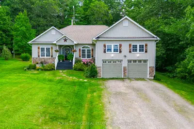 Detached in Hamilton Township