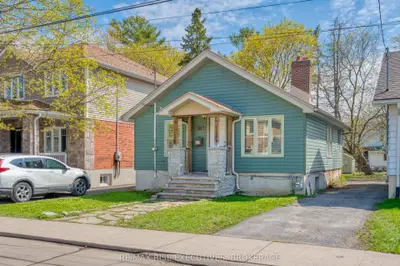 Detached in Kingston