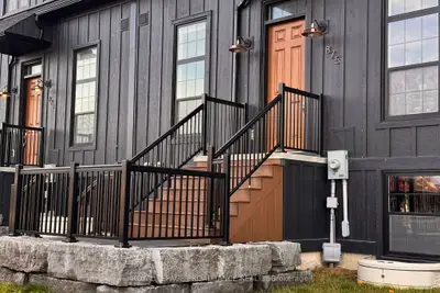 Att/Row/Townhouse in Cobourg