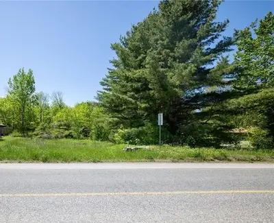 351 High Street, Georgian Bay, On P0c 1h0