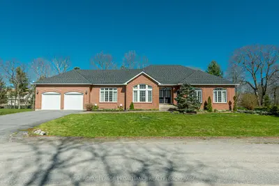 Detached in Kingston