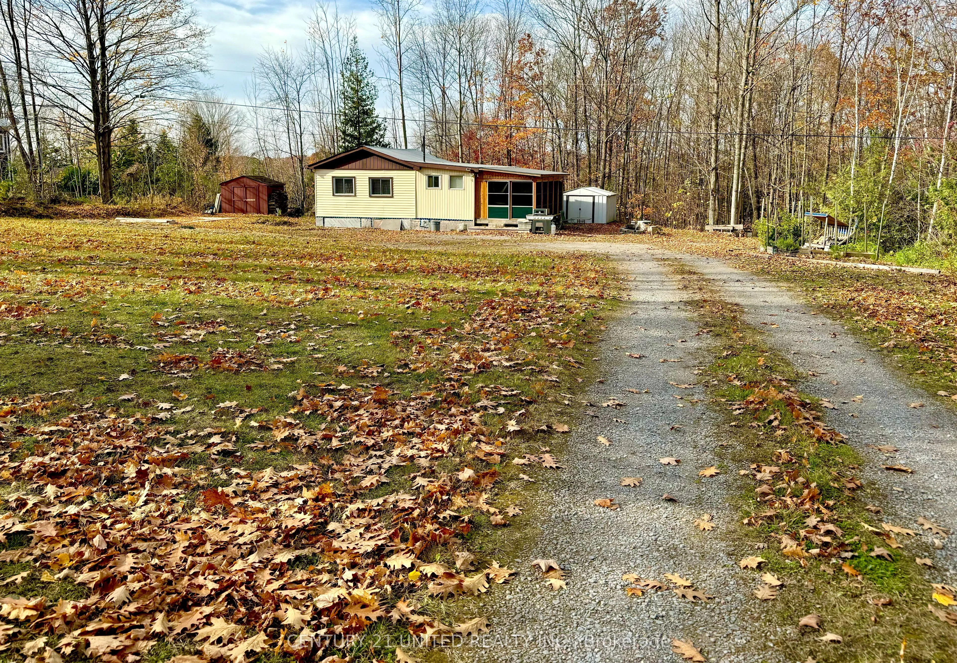 Detached in Curve Lake First Nation 35