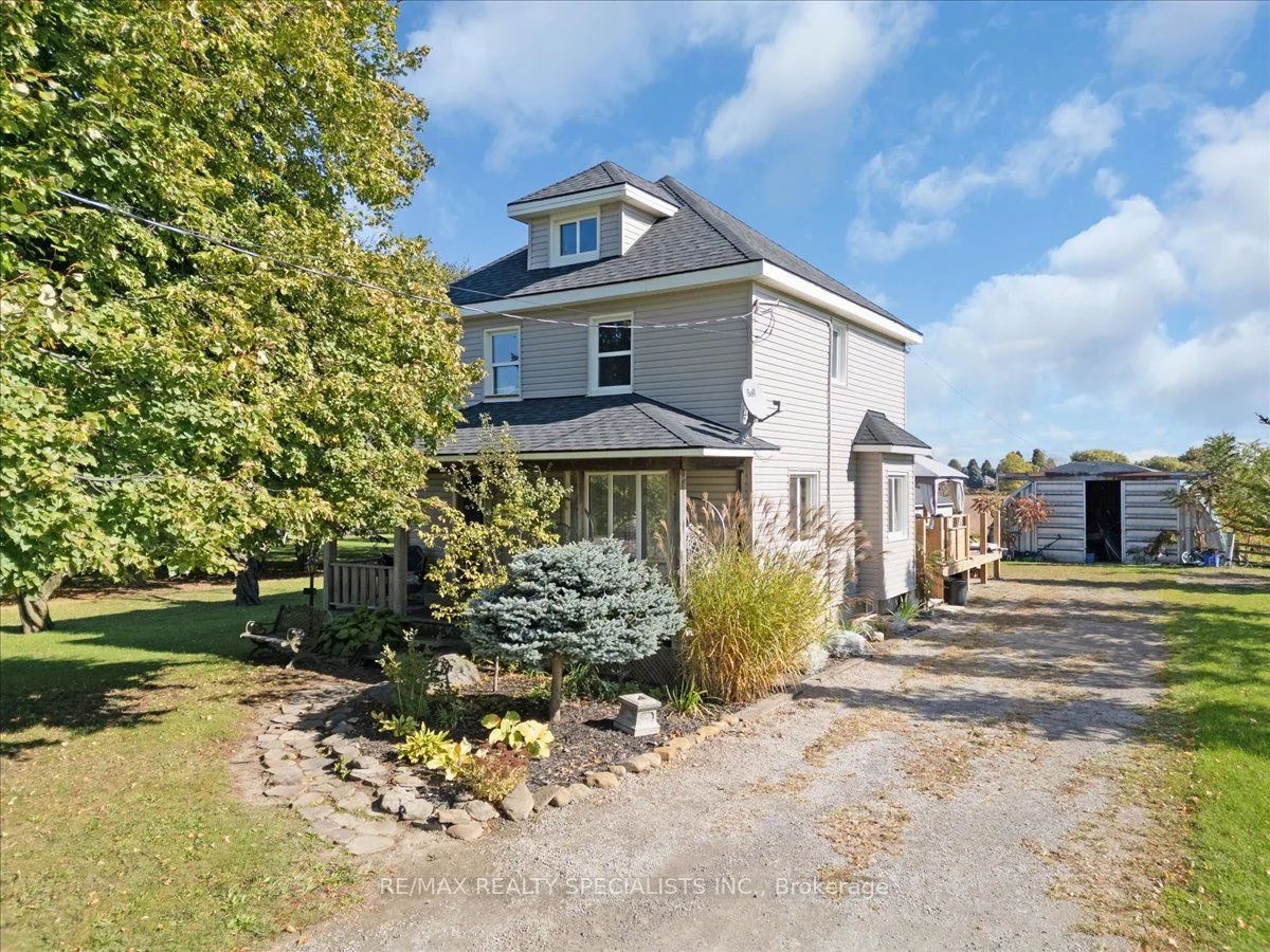Detached in Lincoln