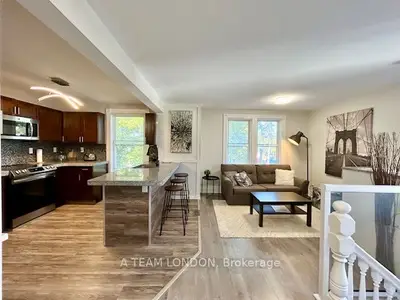 Upper Level in London South