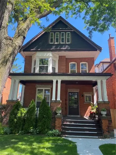 Upper Level in Hamilton