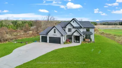 Detached in Melancthon