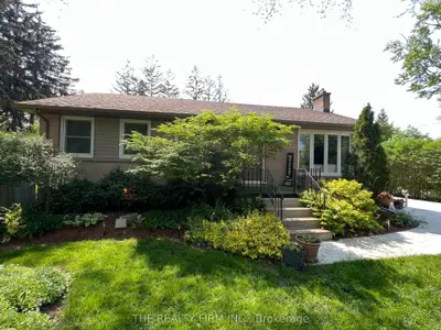 Detached in London South